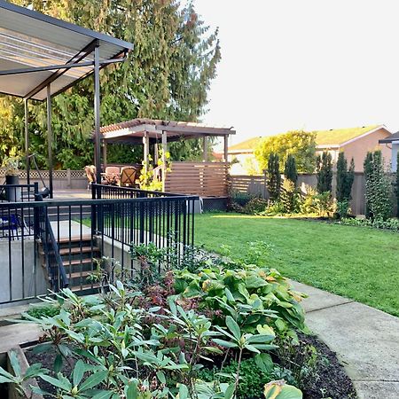 Spacious Burnaby Guest Home Extérieur photo
