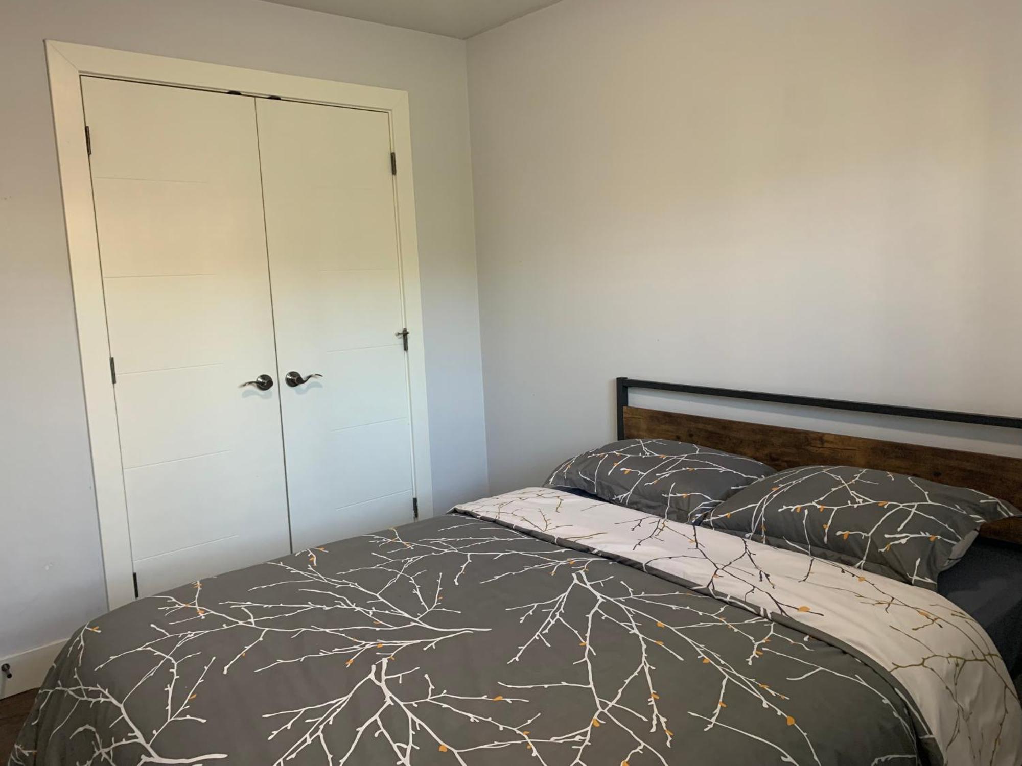Spacious Burnaby Guest Home Extérieur photo